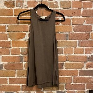 Aritzia Wilfred Free Tunic with Side Slits